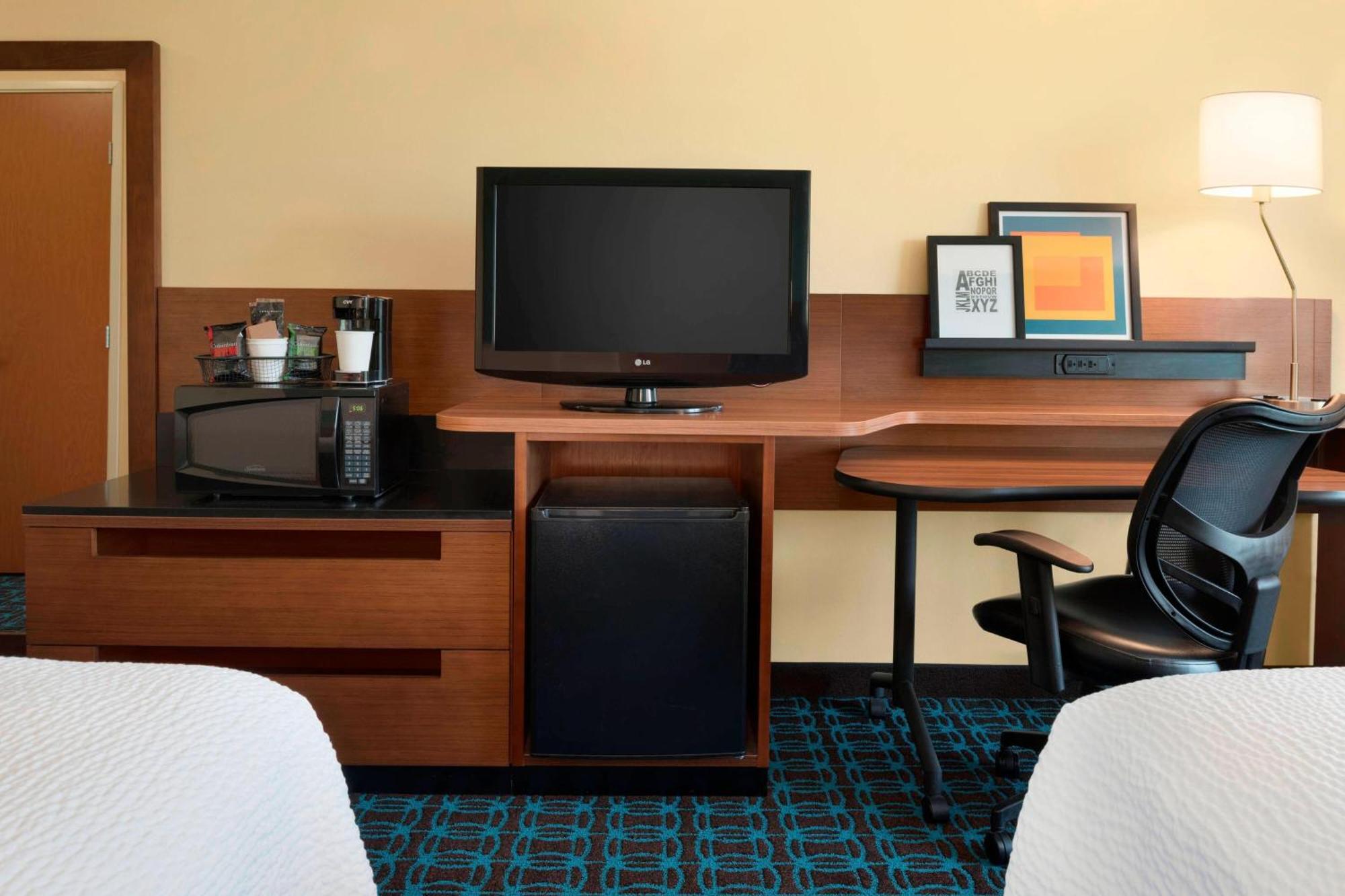 Fairfield Inn & Suites Hartford Manchester Ngoại thất bức ảnh