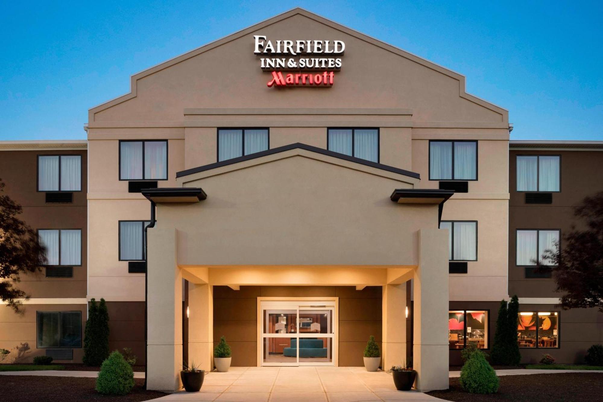 Fairfield Inn & Suites Hartford Manchester Ngoại thất bức ảnh