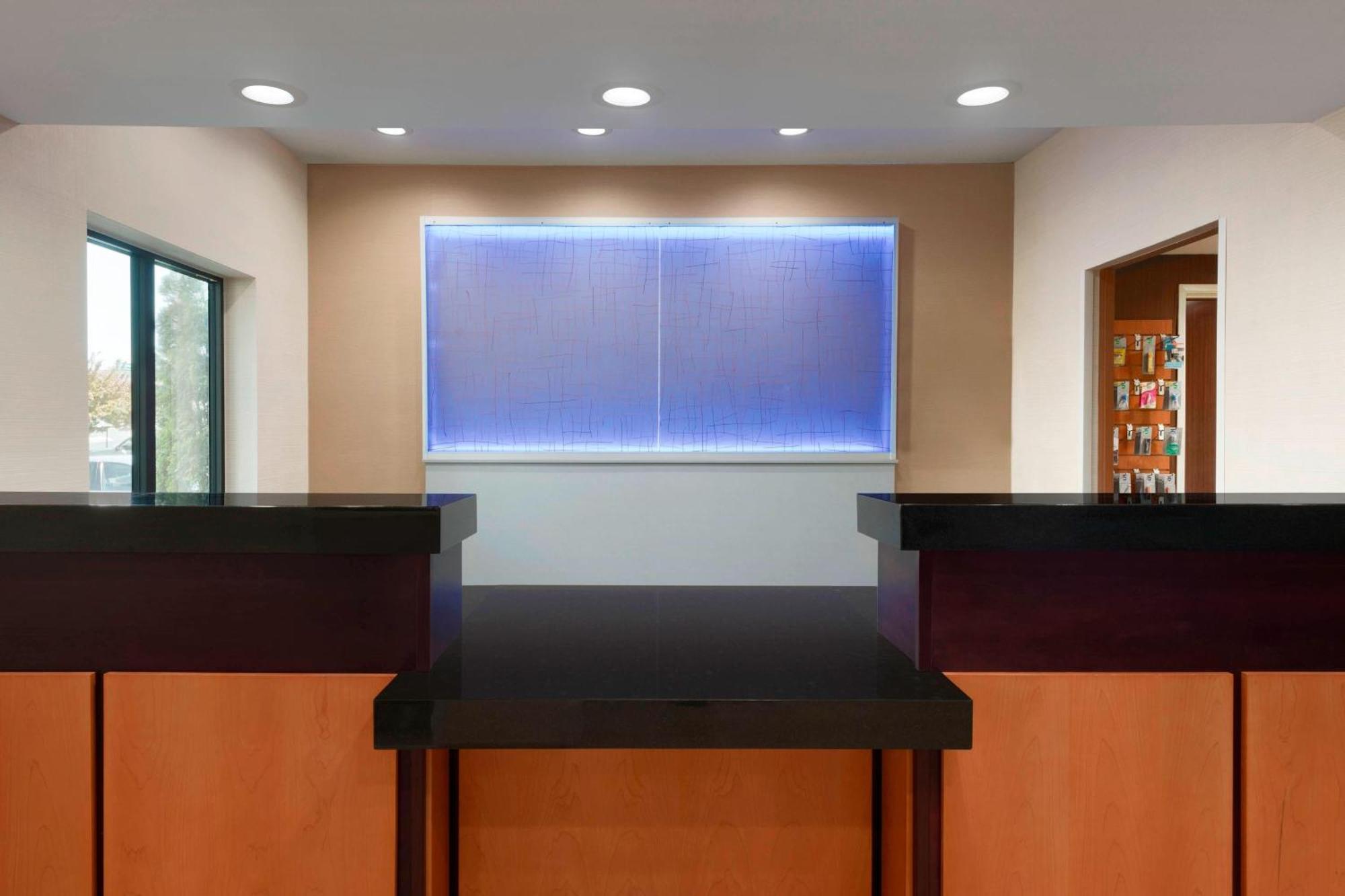 Fairfield Inn & Suites Hartford Manchester Ngoại thất bức ảnh