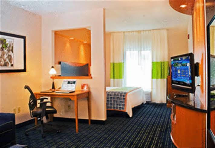 Fairfield Inn & Suites Hartford Manchester Ngoại thất bức ảnh